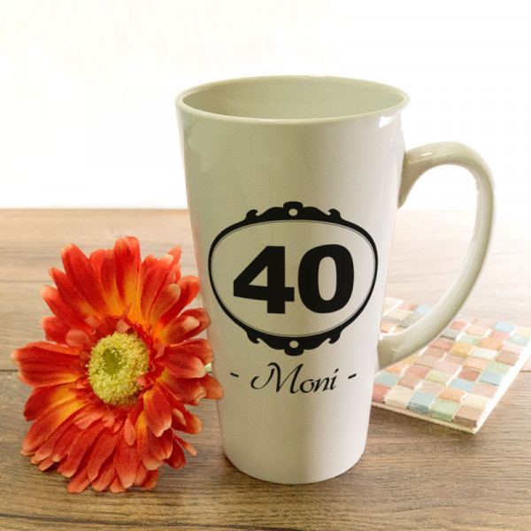 Große Tasse Latte mit Wunschmotiv zum 40.