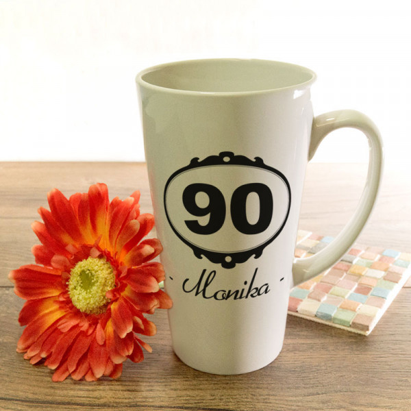 Große Tasse Latte mit Wunschmotiv zum 90.